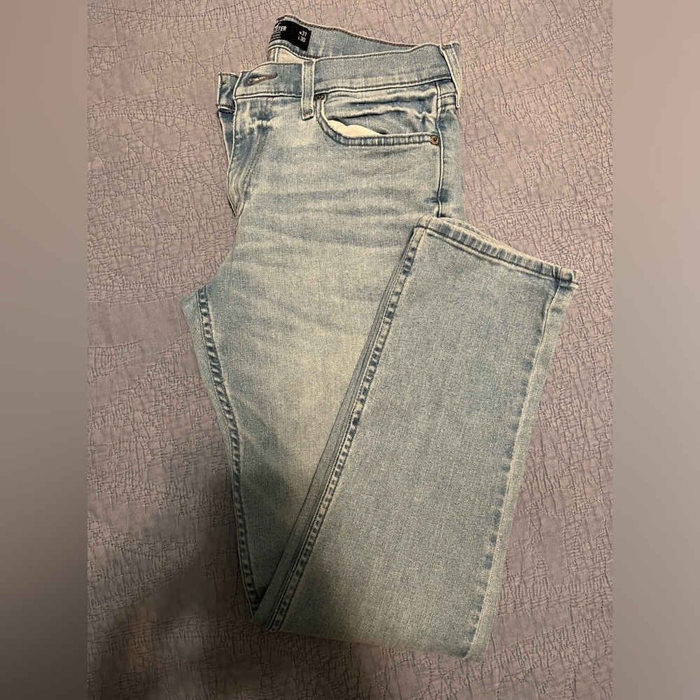 Hollister Slim Straight Jeans